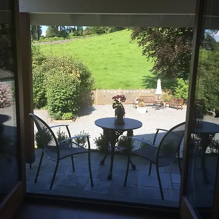 Willowbank Apartment *